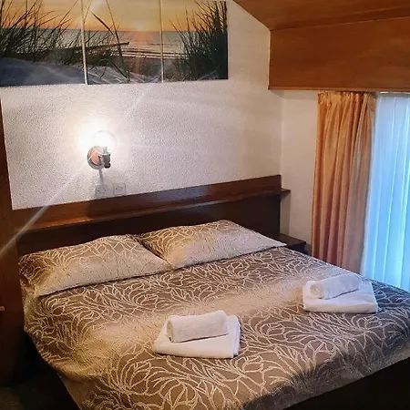 לינה וארוחת בוקר Pri Ancki Sobe Ljubljana Suburbs מדבודה