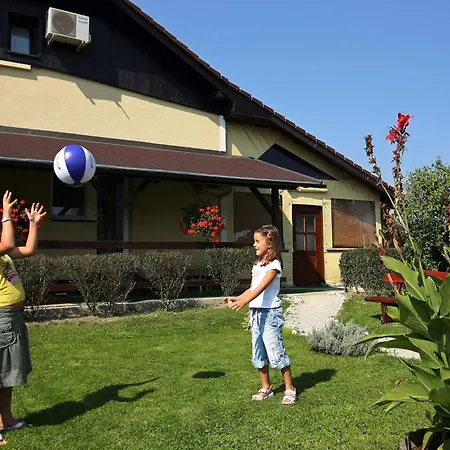 Bed and breakfast Pri Ancki Ljubljana Suburbs