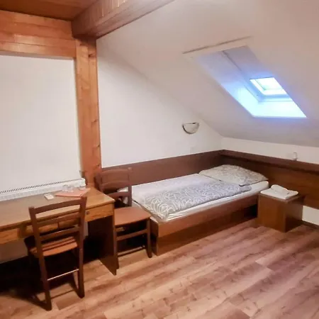 Pri Ancki Sobe Ljubljana Suburbs מדבודה