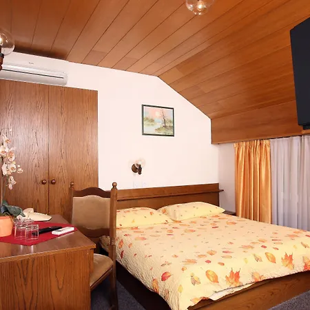 Pri Ancki Ljubljana Suburbs Bed & Breakfast Medvode