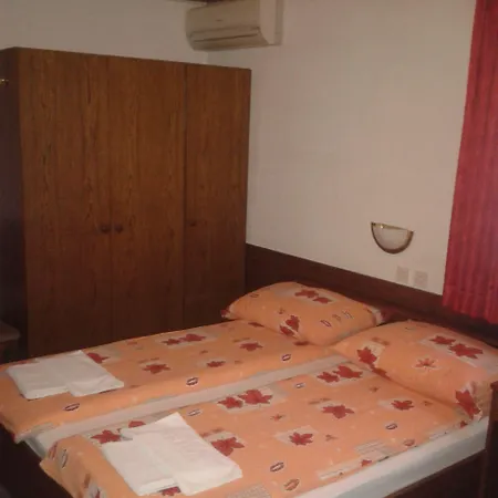 לינה וארוחת בוקר Pri Ancki Sobe Ljubljana Suburbs 3*