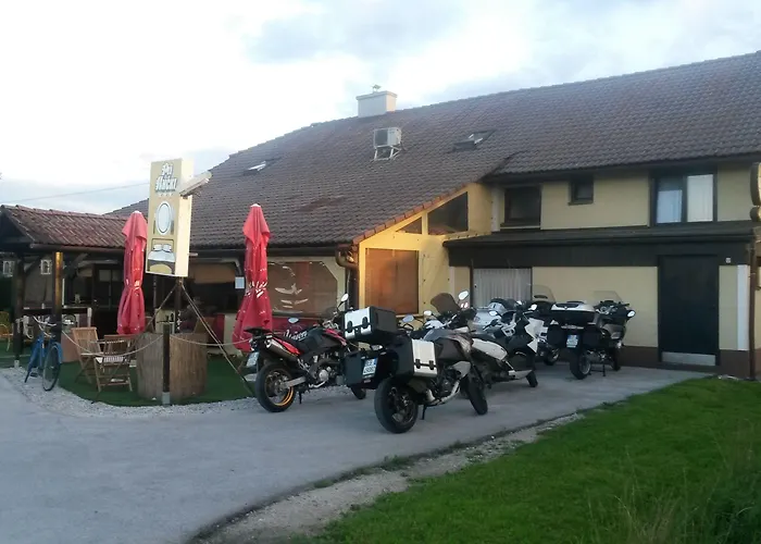 Pri Ancki Sobe Ljubljana Suburbs